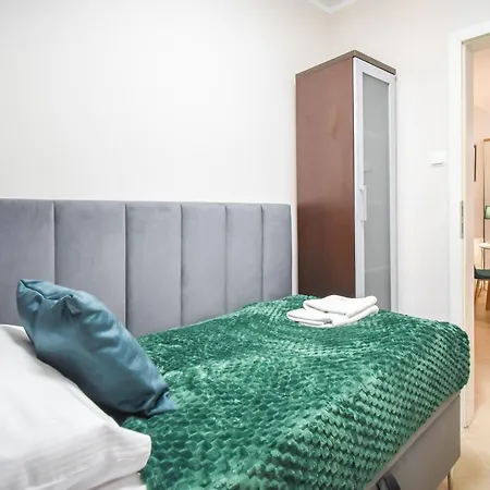 Przy Promenadzie - 2 Sypialnie & Parking - Uzdrowiskowa 12-14 - Na Wyspie Apartmán *