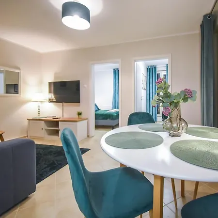 Przy Promenadzie - 2 Sypialnie & Parking - Uzdrowiskowa 12-14 - Na Wyspie Apartmán Svinoústí