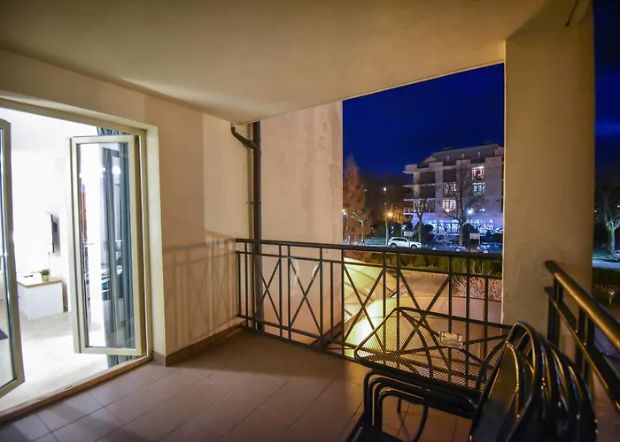 شقة Przy Promenadzie - 2 Sypialnie & Parking - Uzdrowiskowa 12-14 - Na Wyspie سفينويتشي